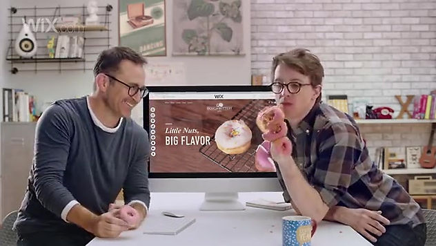 Business Owner Shows Comedian, James Veitch, His Stunning Wix Website